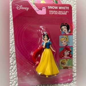 Disney Princess Snow White bag clip or Keychain NWT